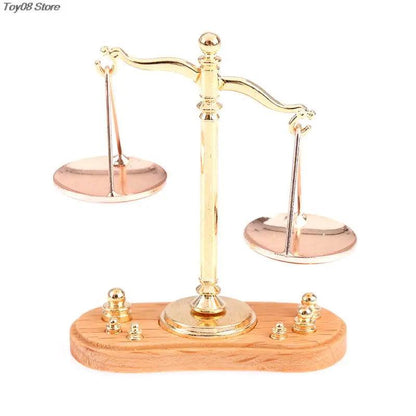 Mini Balance Scale Model for Dollhouse Decoration by HitMyNeed