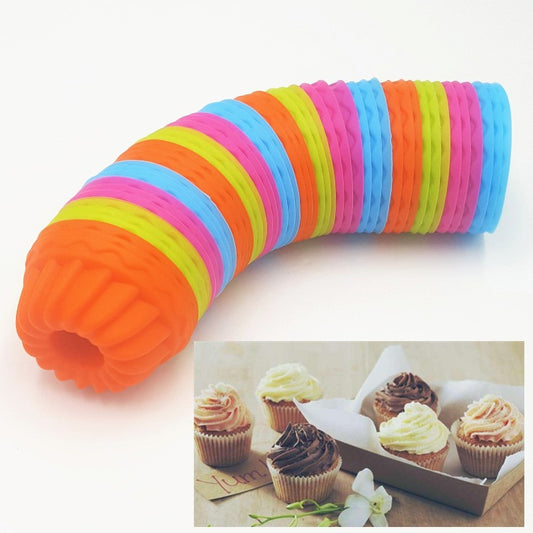 Mini Bundt Silicone Cupcake Molds Set of 12 by HitMyNeed