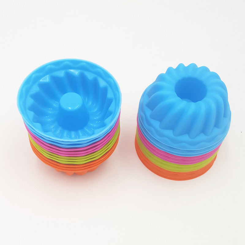 Mini Bundt Silicone Cupcake Molds Set of 12 by HitMyNeed