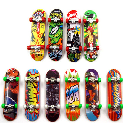 Mini Finger Skateboards Set of 2 with Cool Designs by HitMyNeed