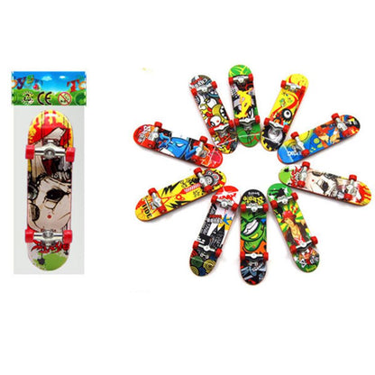 Mini Finger Skateboards Set of 2 with Cool Designs by HitMyNeed