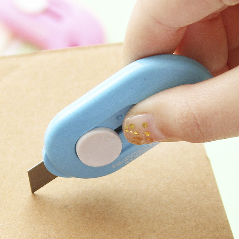 Mini Paper Cutter Keychain for Everyday Use by HitMyNeed