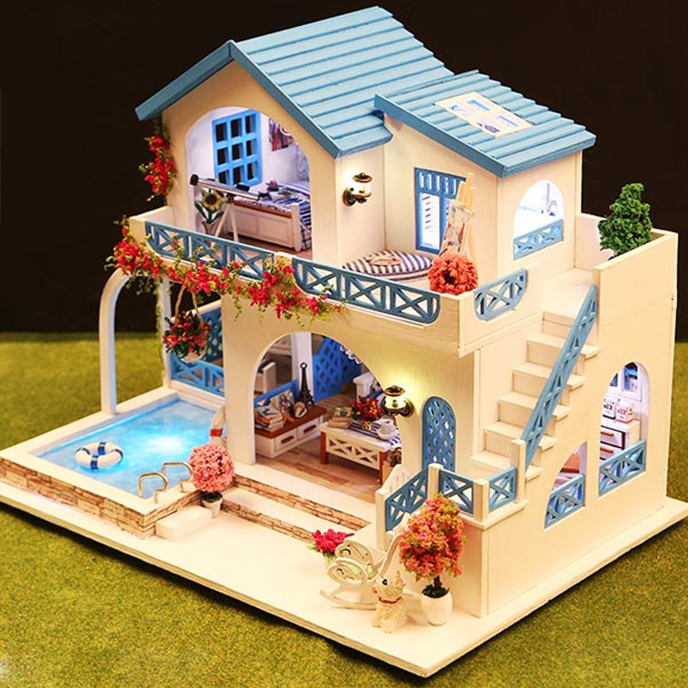 Miniature DIY Dollhouse Kit with LED Lighting by HitMyNeed