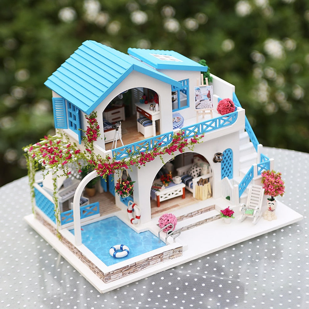 Miniature DIY Dollhouse Kit with LED Lighting by HitMyNeed