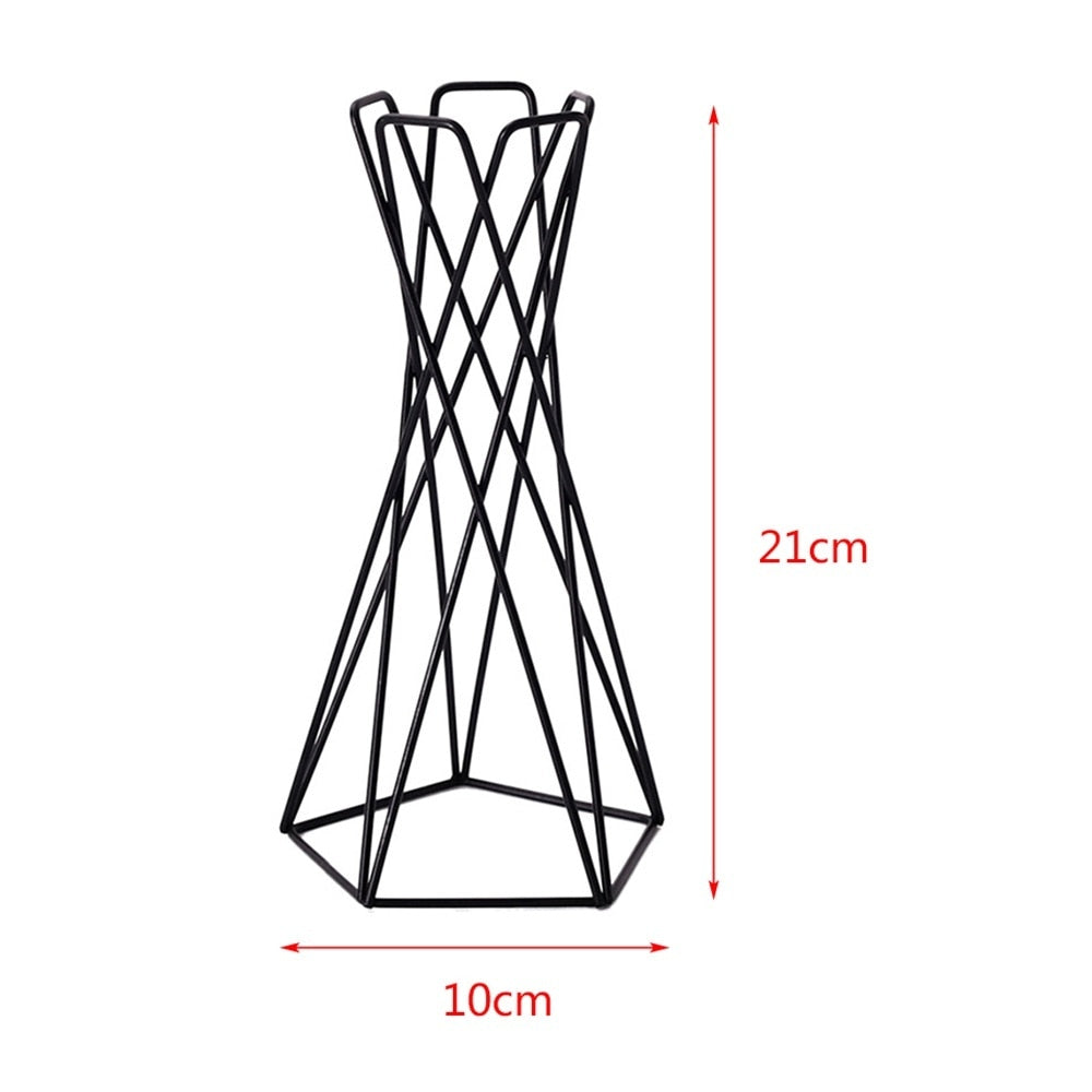 Minimalist Geometric Metal Plant Holder 10x21cm by HitMyNeed