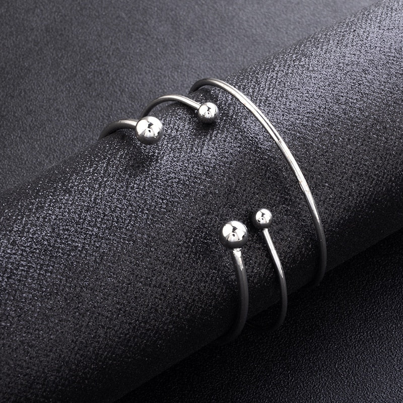 Minimalist Silver Bangle Bracelet Set (3 Pieces) by HitMyNeed