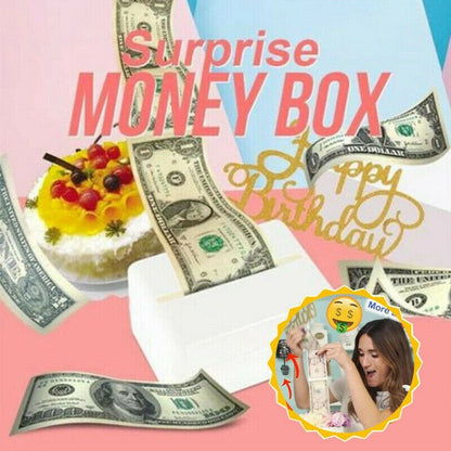 Money Pulling Box with 20 Cash Sleeves for Cakes by HitMyNeed