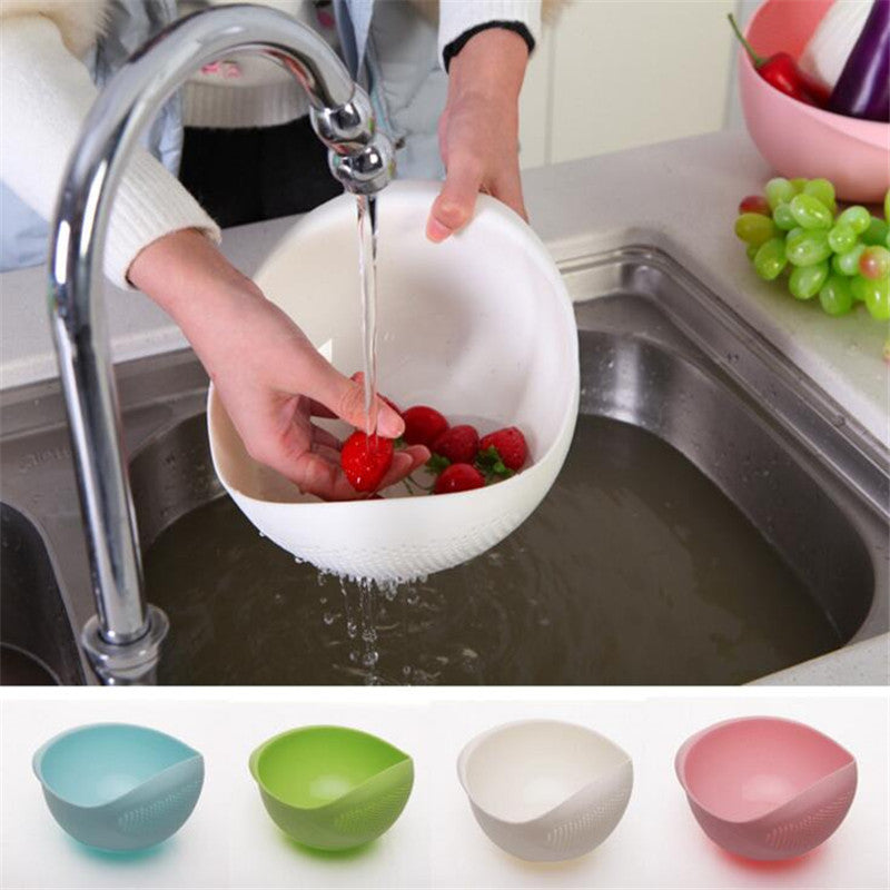 Multi-Functional Kitchen Sieve and Strainer Bowl by HitMyNeed