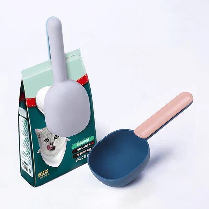 Multifunction Pet Food Scoop with Clip & Measure by HitMyNeed