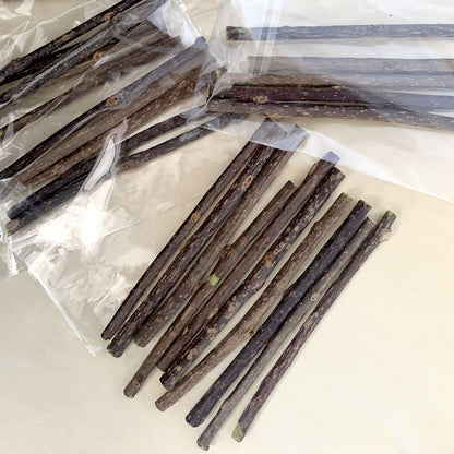 Natural Cat Dental Chew Sticks 20-Pack by HitMyNeed