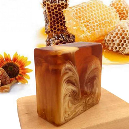 Natural Honey Propolis Soap Bar 100g by HitMyNeed