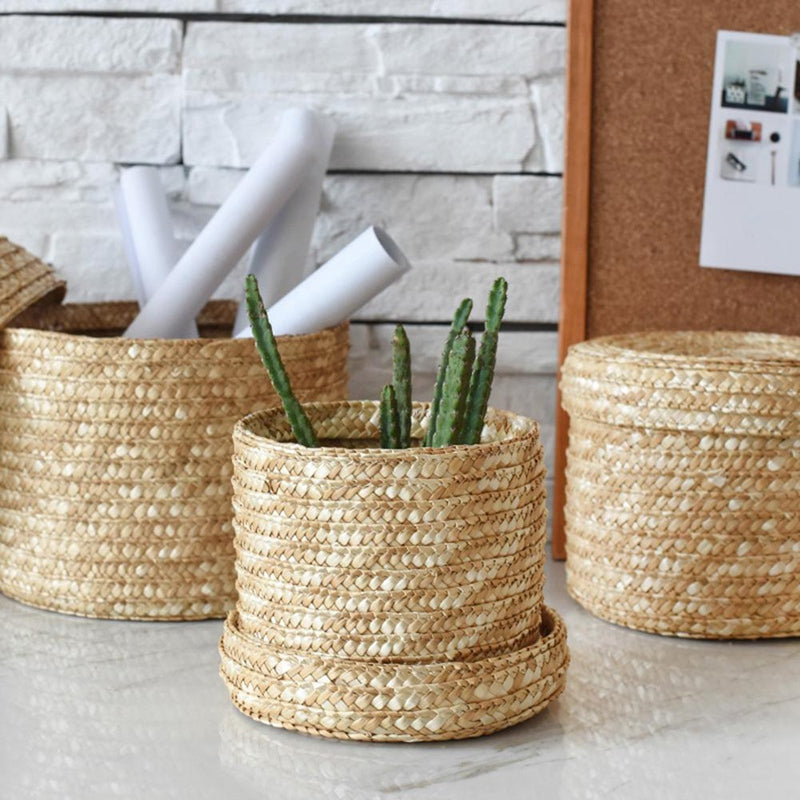 Natural Lidded Wicker Storage Baskets Set of 3 by HitMyNeed