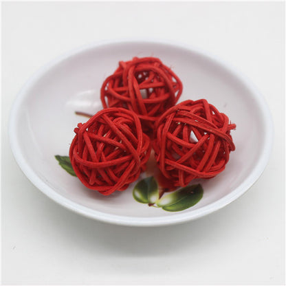 Natural Rattan Balls Decor Set, 25pcs (3cm) red by HitMyNeed