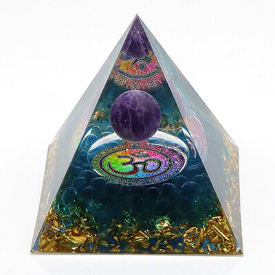 Natural Stone Orgone Energy Pyramid 5cm amethyst by HitMyNeed