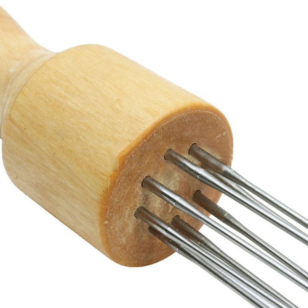 Needle Felting Tool with Wooden Handle, 8 Needles by HitMyNeed