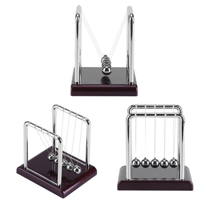 Newton's Cradle Desk Balance Balls by HitMyNeed