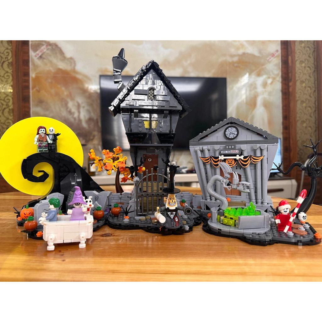 Nightmare Before Christmas Hut DIY Building Blocks by HitMyNeed