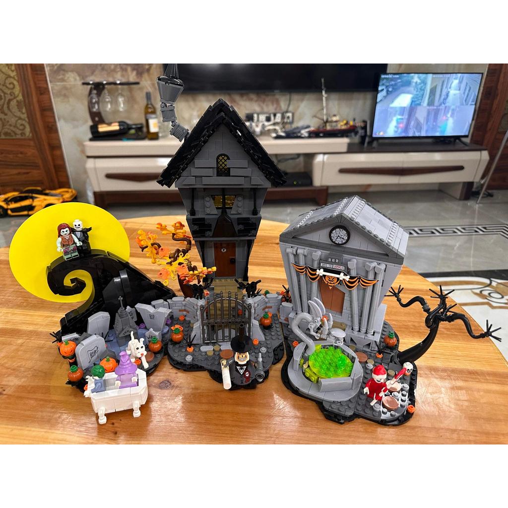 Nightmare Before Christmas Hut DIY Building Blocks by HitMyNeed