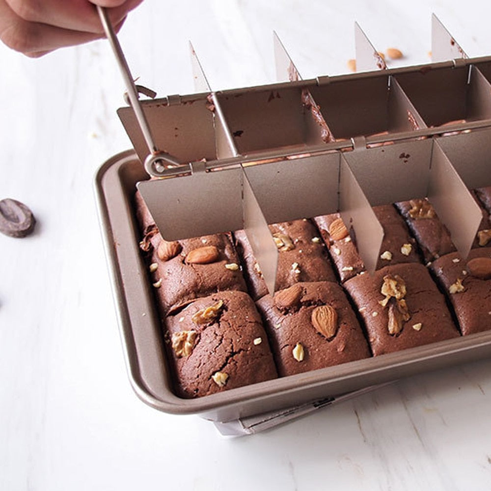 Non Stick All Corner Brownie Pan with Divider by HitMyNeed