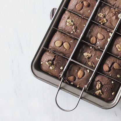 Non Stick All Corner Brownie Pan with Divider by HitMyNeed