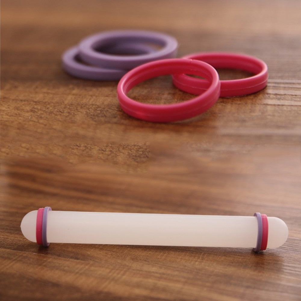 Non-Stick Fondant Roller for Cake Decorating by HitMyNeed