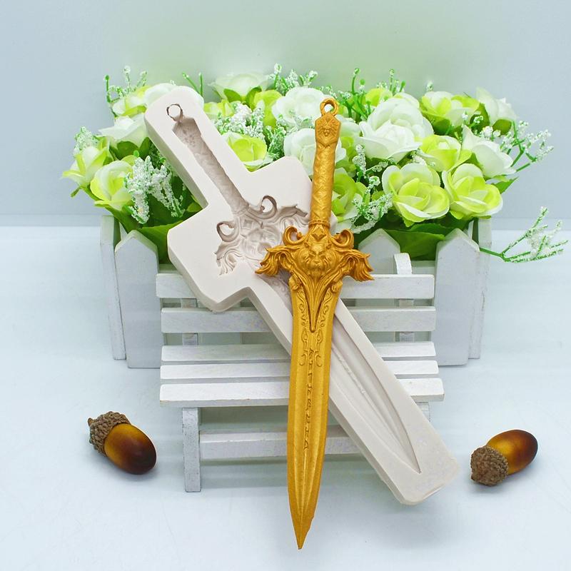 Non Stick Silicone Resin Sword Mold by HitMyNeed