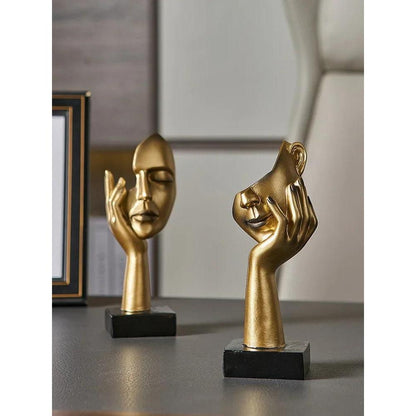 Nordic Abstract Resin Face Sculpture Ornament by HitMyNeed