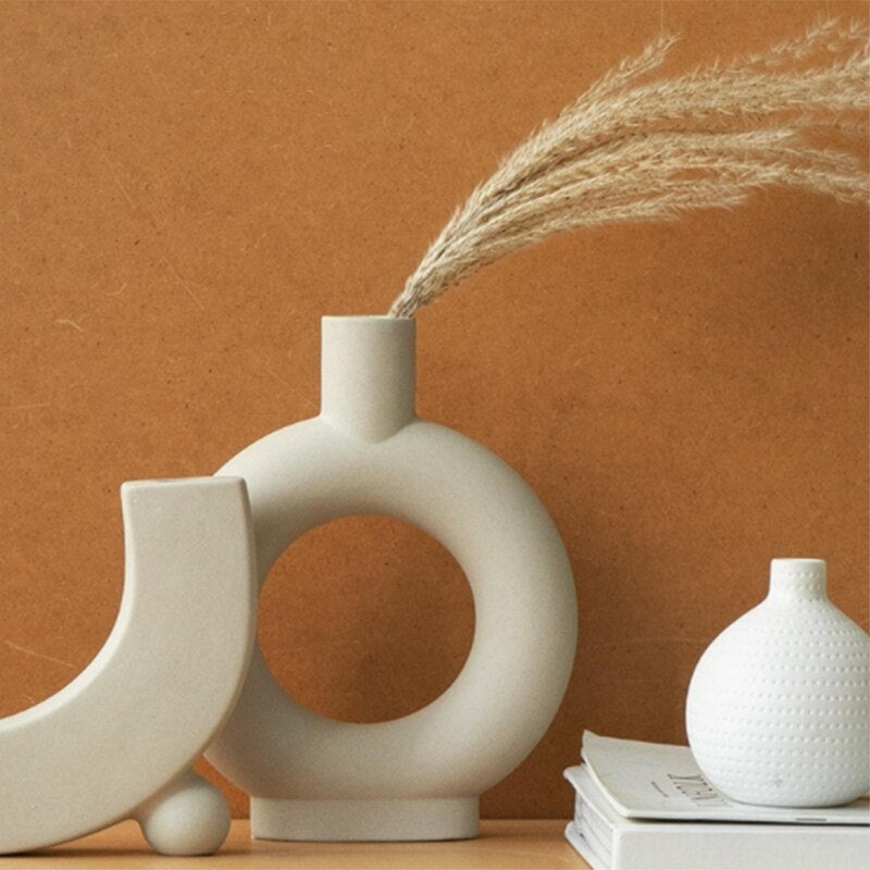 Nordic Ceramic Donut Vase - Modern Round Accent by HitMyNeed