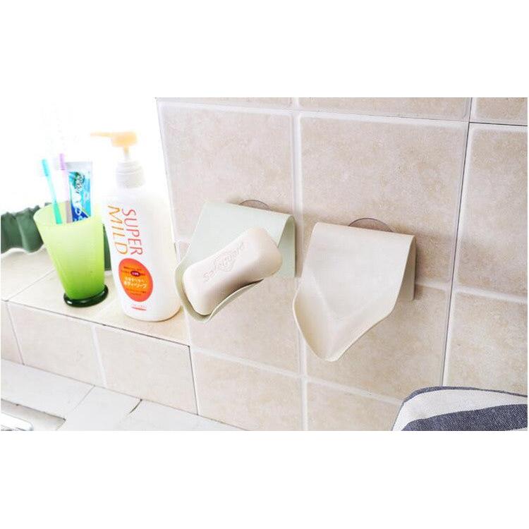 Organizing Bathroom Suction Shelf by HitMyNeed