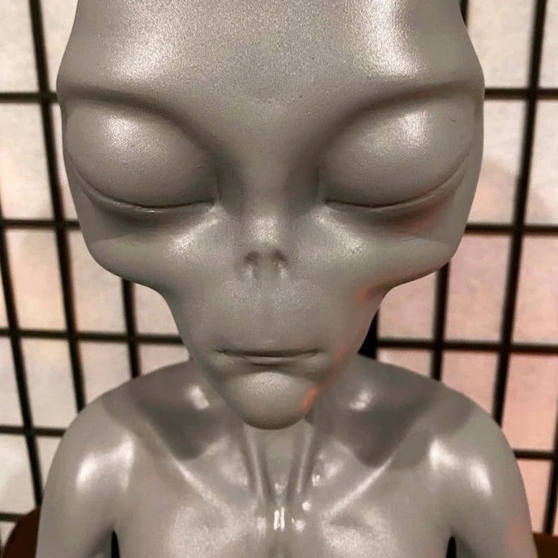 Outdoor Meditating Alien Resin Garden Statue 15cm by HitMyNeed