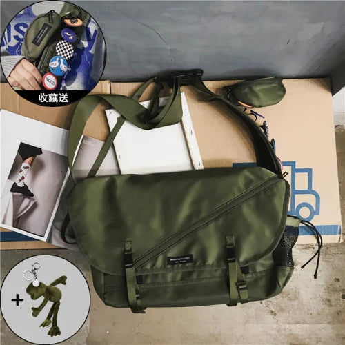 Outdoor Unisex Retro Oxford Messenger Shoulder Bag green-with-frogs by HitMyNeed