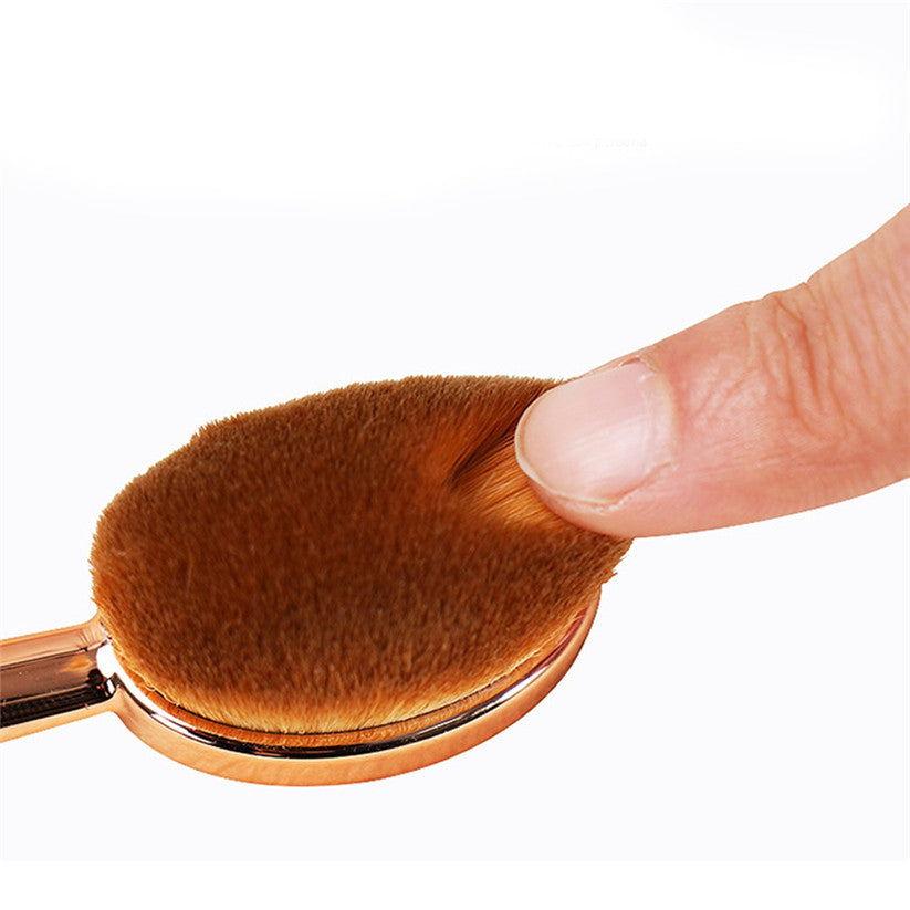 Oval Makeup Brush for Foundation and Blending by HitMyNeed
