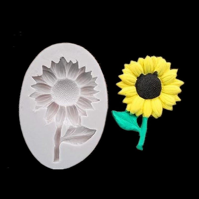 Oven Safe Sunflower Silicone Mold 7.8 cm by HitMyNeed