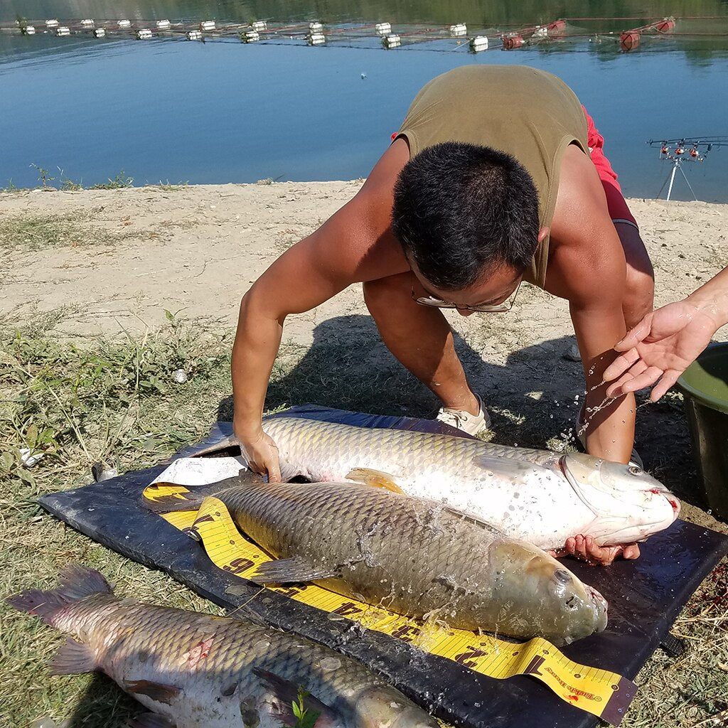 Padded Carp Unhooking Mat 97 x 57.5 cm by HitMyNeed