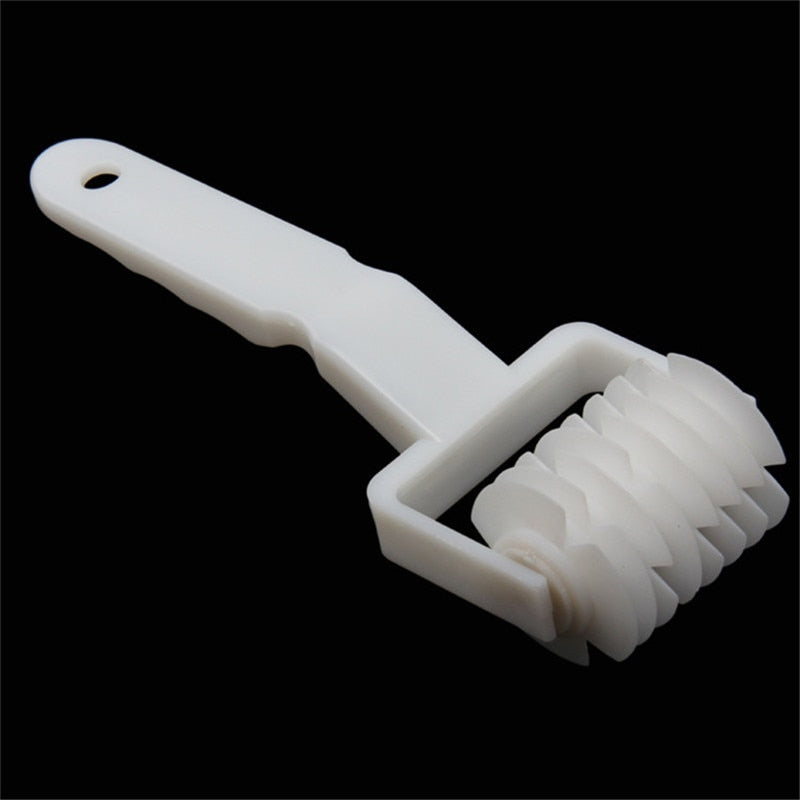 Pastry Crisscross Dough Cutter Roller by HitMyNeed