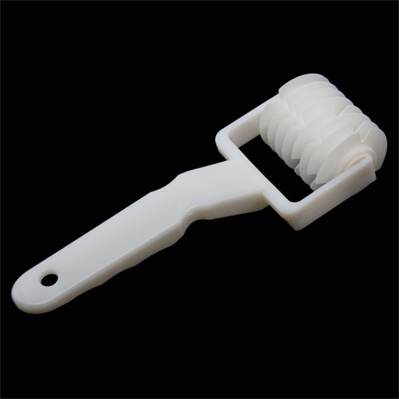 Pastry Crisscross Dough Cutter Roller by HitMyNeed