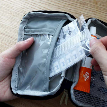 Personal Emergency Medical First Aid Bag by HitMyNeed
