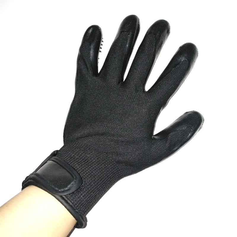 Pet Grooming and Deshedding Gloves (Pair) by HitMyNeed