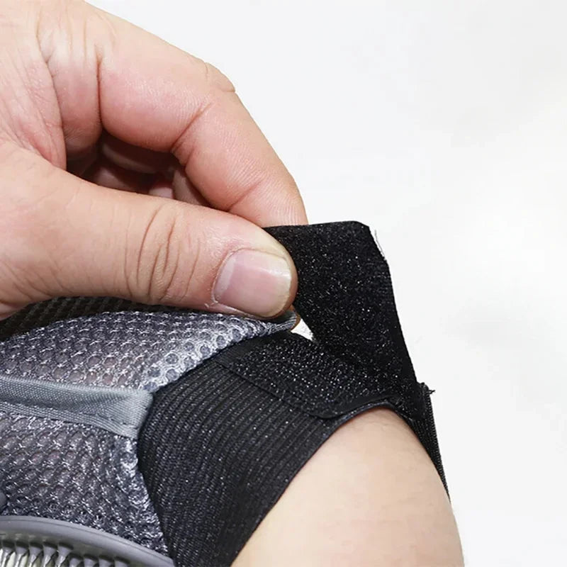 Pet Grooming Glove for Cats & Dogs by HitMyNeed