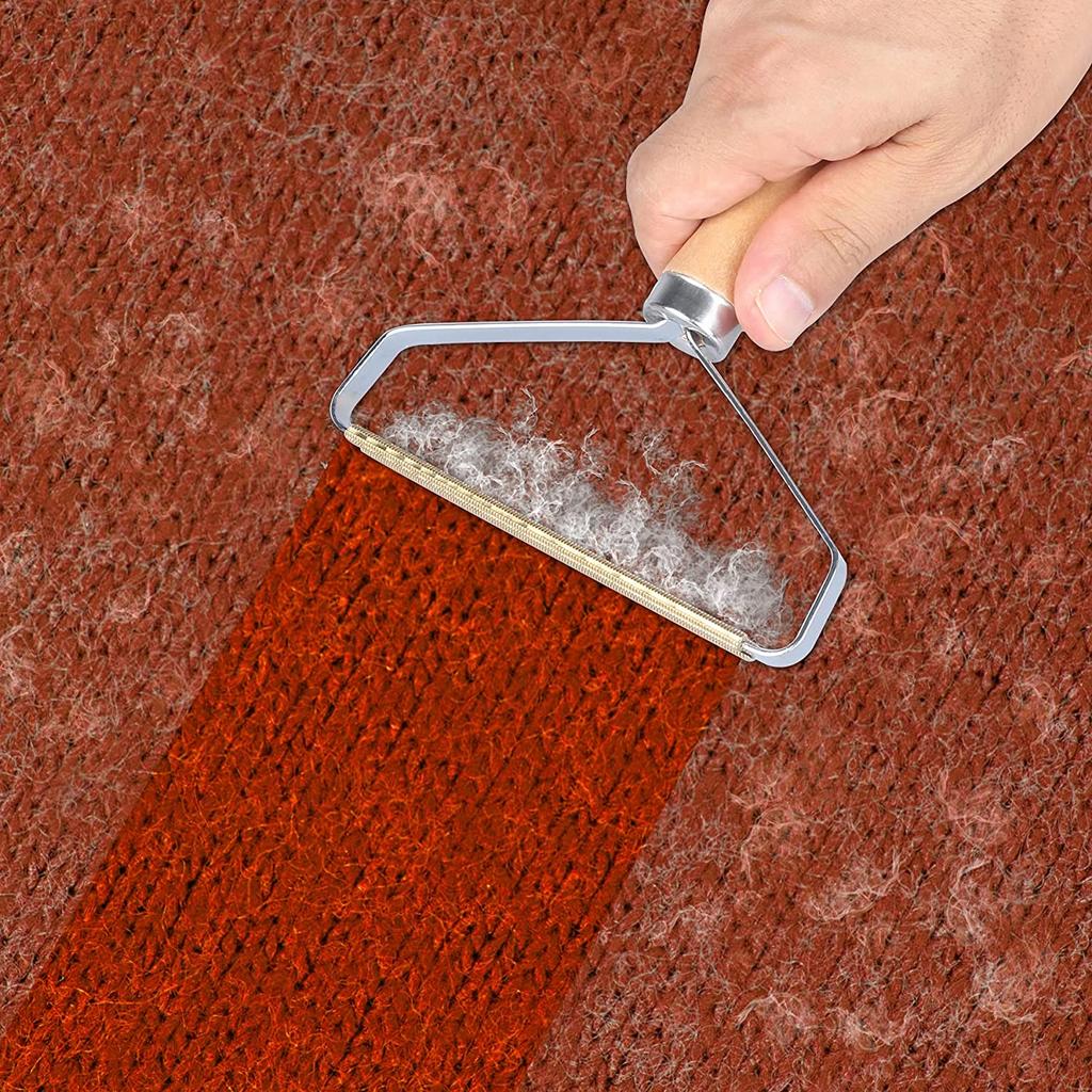 Pet Hair Carpet Scraper with Wooden Handle by HitMyNeed