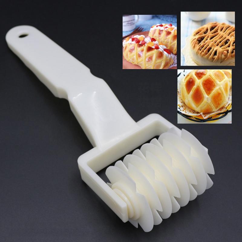 Pie Lattice Cutter Roller for Even Dough Strips by HitMyNeed