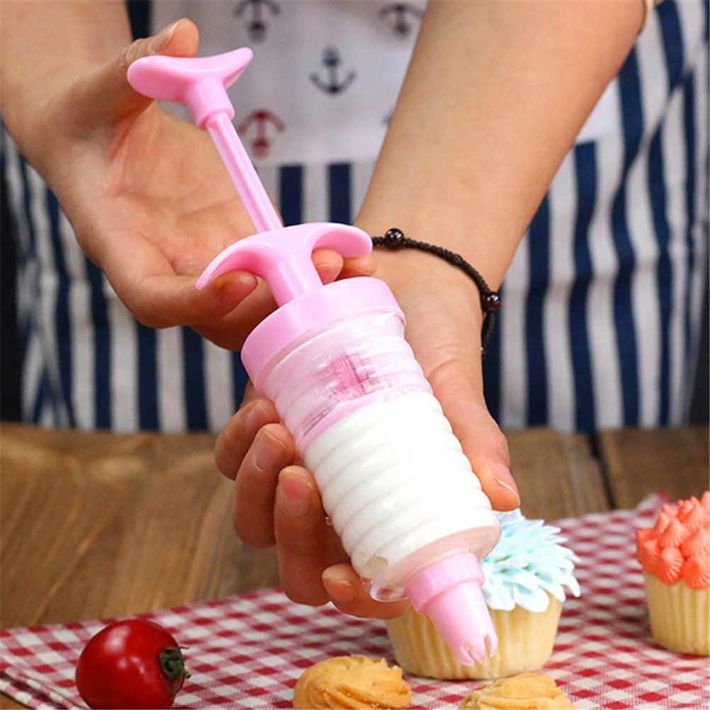 Piping Syringe Icing Dispenser with 7 Tips by HitMyNeed