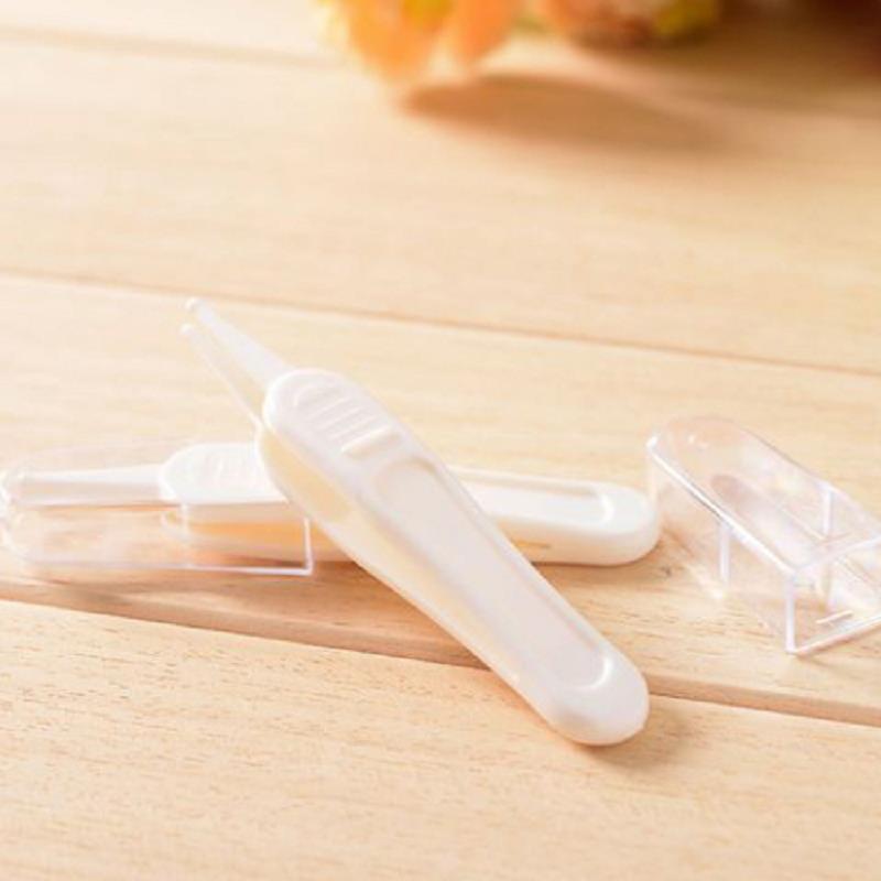 Plastic Baby Nose Cleaner Tweezers Set of 4 by HitMyNeed