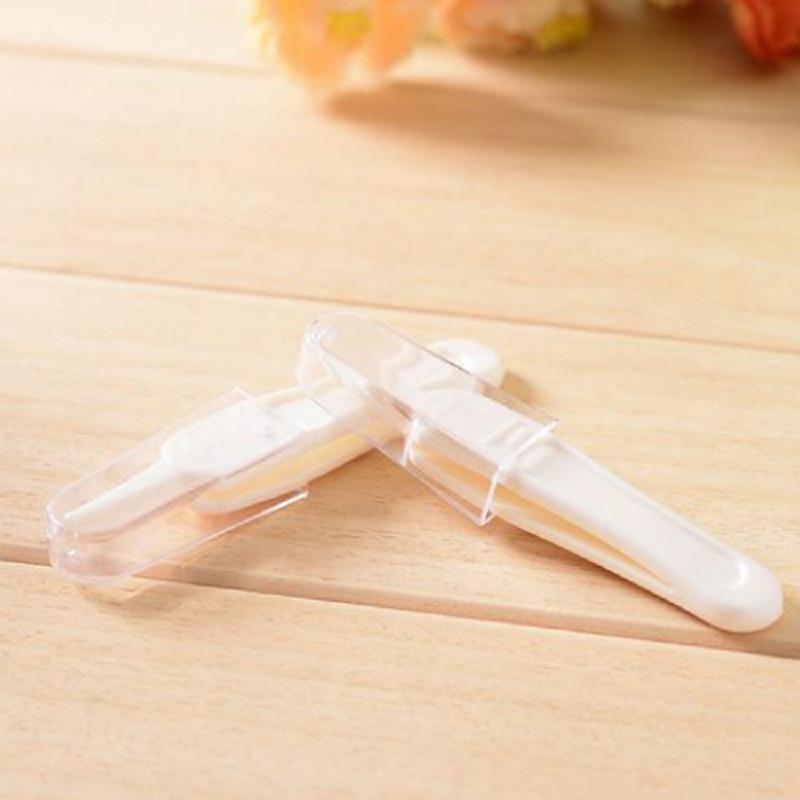 Plastic Baby Nose Cleaner Tweezers Set of 4 by HitMyNeed