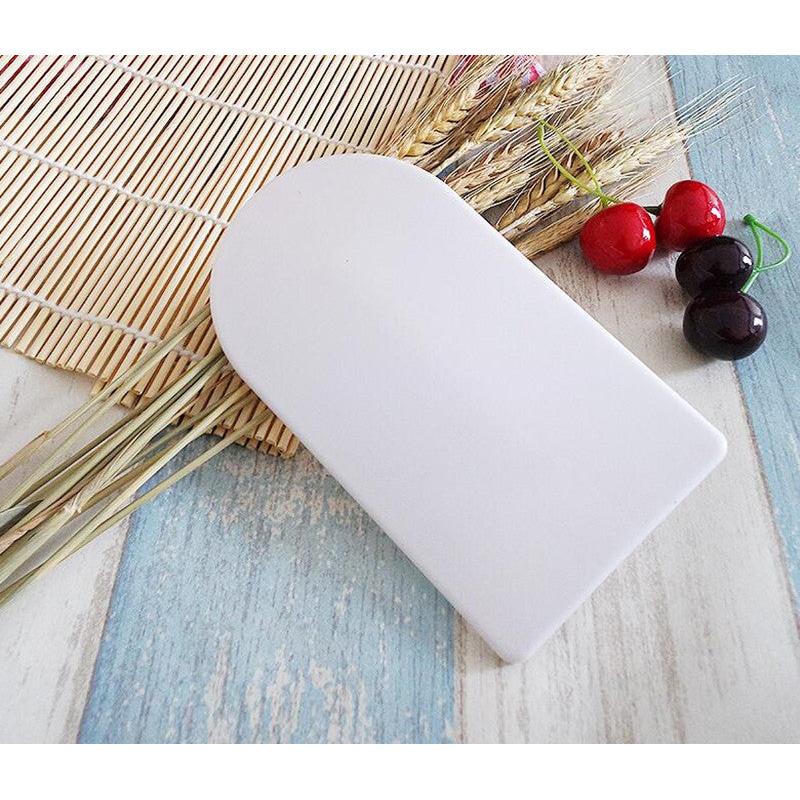 Plastic Cake Icing Smoother with Handle 14.5 x 8cm by HitMyNeed