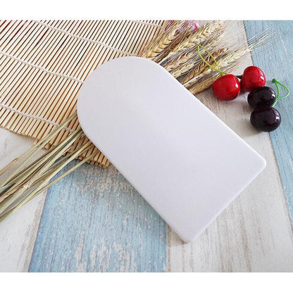 Plastic Cake Icing Smoother with Handle 14.5 x 8cm by HitMyNeed