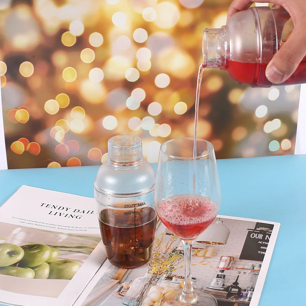 Plastic Cocktail Shaker with Measuring Scales 350-1000ml by HitMyNeed