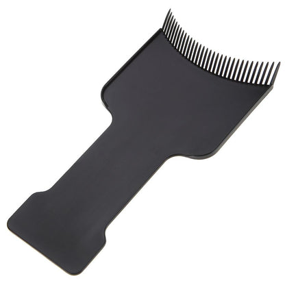 Plastic Curved Hair Dyeing Comb for Even Color by HitMyNeed