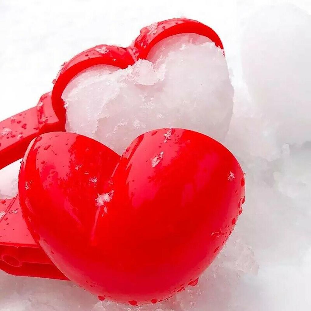 Plastic Heart Snowball Maker Mold by HitMyNeed
