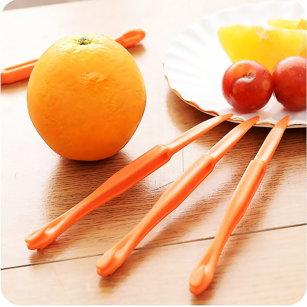 Plastic Orange Peelers Set of 6 by HitMyNeed